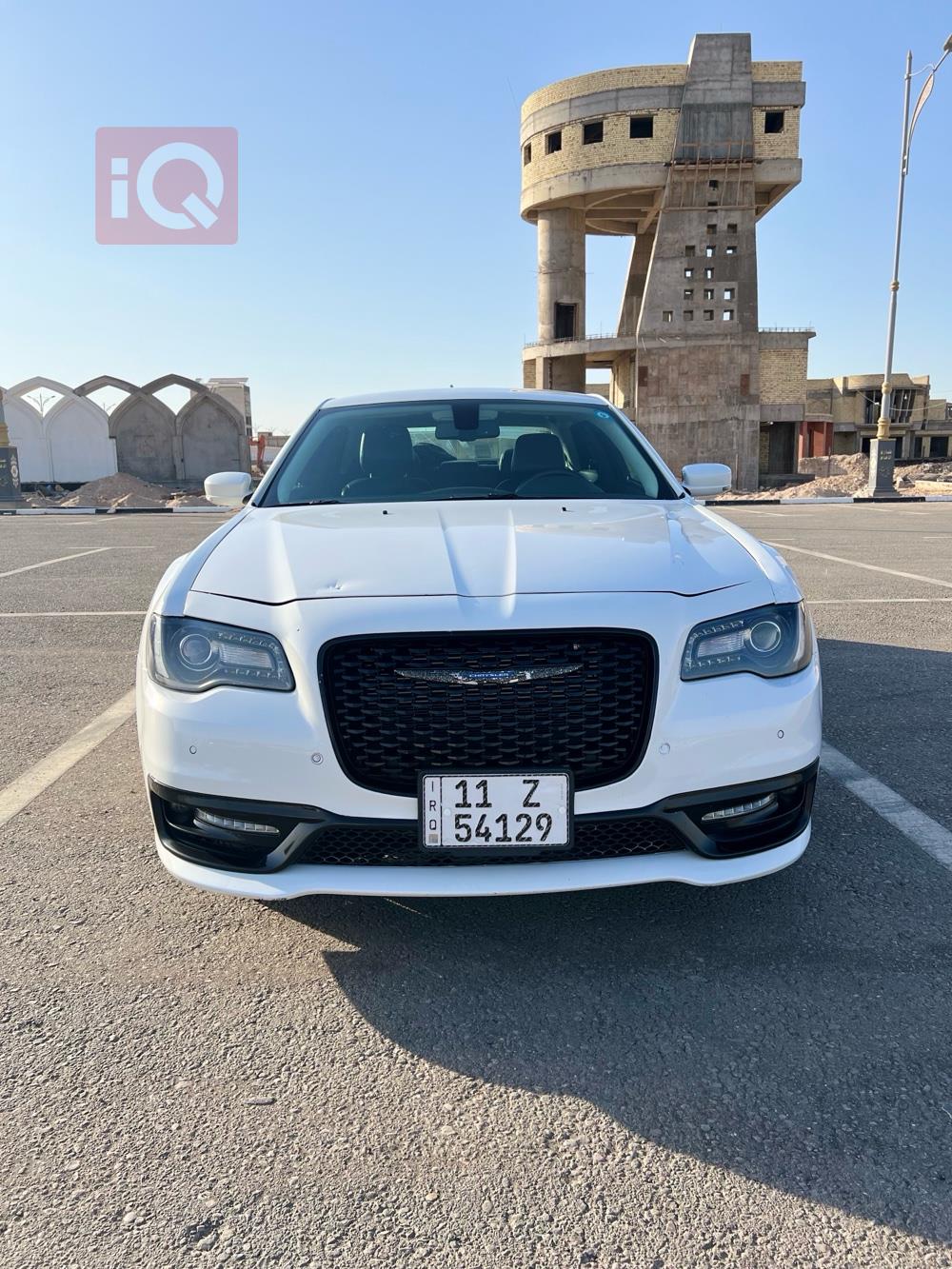 كرايسلر 300